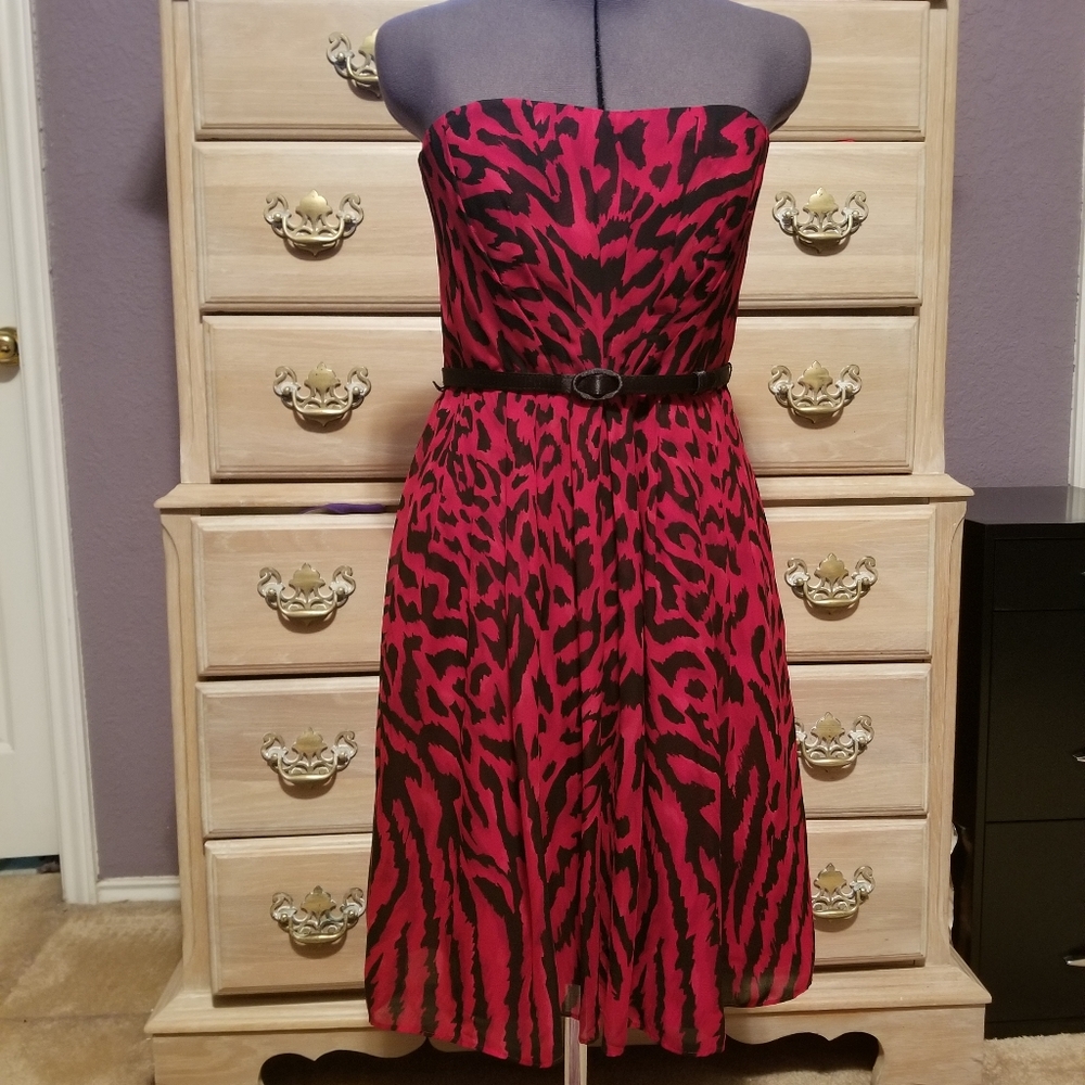 White House Black Market Red & Black Animal Print Strapless Dress Size 0